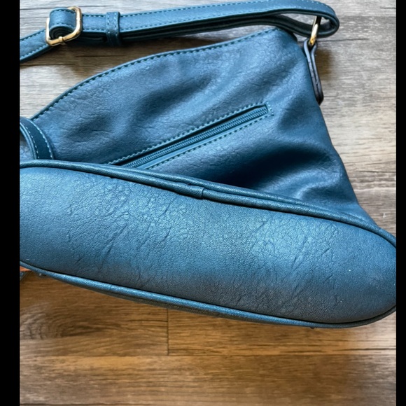 Triple Zip Pocket Large Crossbody Bag Teal - Picture 3 of 4